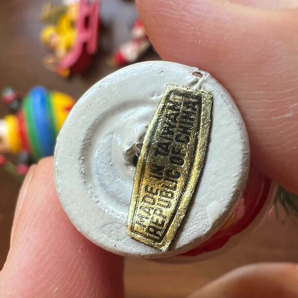 Lot of 6 VTG  Wooden Ornaments 60s 70s Japan Spain penguin Santa sled - Picture 11 of 14